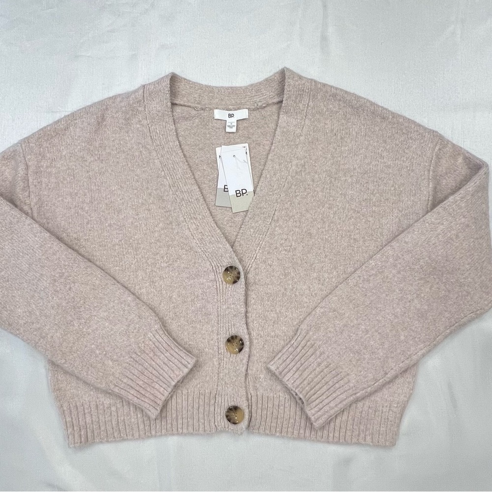 â NWT BP. Cream V-Neck Cropped Cardigan Sweater Smallâ - Picture 3 of 10